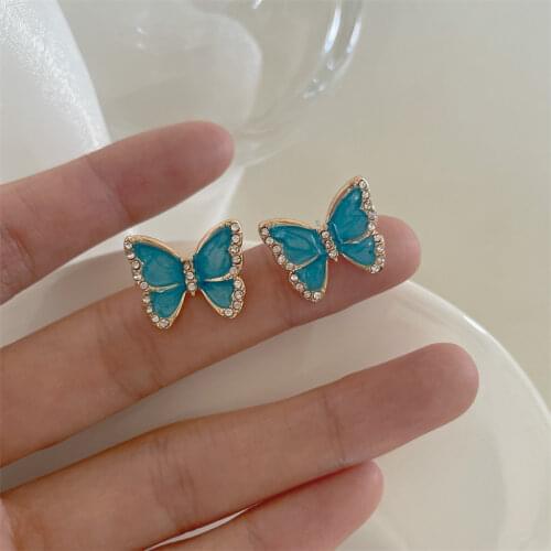 CASEGRACE Stud Earrings
