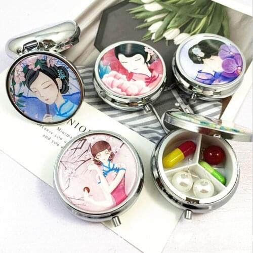 30pcs/lot Metal Round Ancient Costume belle Pill Box Holder 3 Grids Medicine Case Small Portable Case Container Splitters MR199