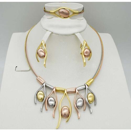 New High Quality Dubai Jewelry Set dubai Gold Nigerian Wedding African Jewelry Sets Parure Bijoux Femme