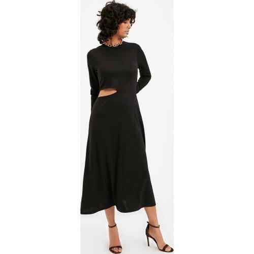 Trendyol Cut Out Detail Midi Knitted Dress TWOAW22EL0736