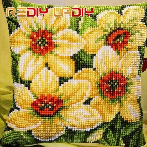 Cross Stitch Cushion Summer Bouquet DIY Chunky Cross-Stitch Kits Acrylic Yarn Pillow Case Home Decor Sofa Pillows Arts & Crafts