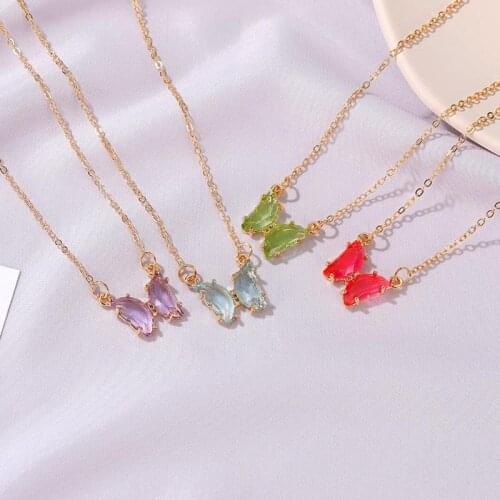 Fashion Butterfly Necklace Chain Vintage Glass Butterfly Pendant Necklaces Chain for Women Necklace Jewelry