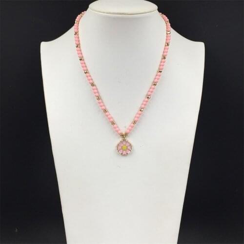 Lovely Gold Color Ball Peach Pink Bead Strand with Gradient Blossom Daisy Charm Necklace For Women Girl Elegant Pretty Jewelry
