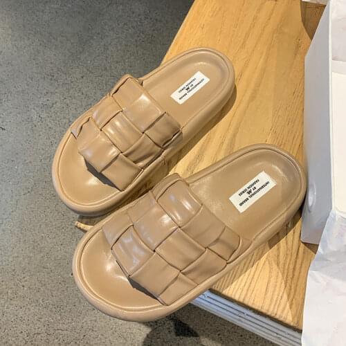 2021 New Fashion Womens Chunky Slippers Round Toe Thicken Sole Flat Slides Women Casual PU Weave Platform Shoes Woman for Home