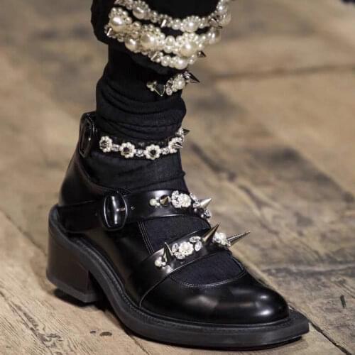2021 New Rivets Flats Women Buckle Strap Pearl Square Heel Shoes Women Fashion Casual PU Leather Mary Jane shoes Zapatos Mujer