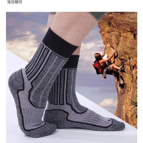 Outdoor hiking socks loop pile socks sports socks thick thermal socks attached the skates barreled coolmax