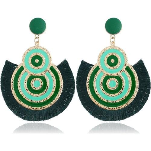 Bohemian Ethnic Alloy Painted Figures 8 Pendant Earrings Exquisite U-shaped Women Ornate Wire Drop Fringe Earrings Jewelry