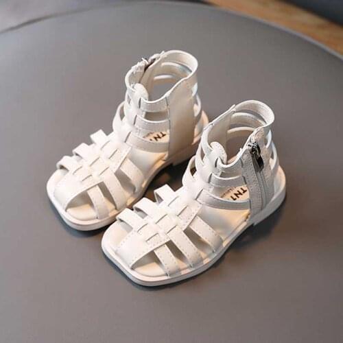 Kids Gladiator Sandals Girls Shoes Summer Flat Cover Toes Heel Sandal 2021 Child Non-slip Outside Beach Shoe 26-36 Black Beige