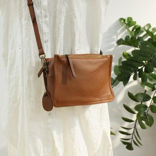 RanHuang New Arrive 2021 Womens Genuine Leather Shoulder Bags Fashion Flap Cow Leather Small Messenger Bags Brown Black B010