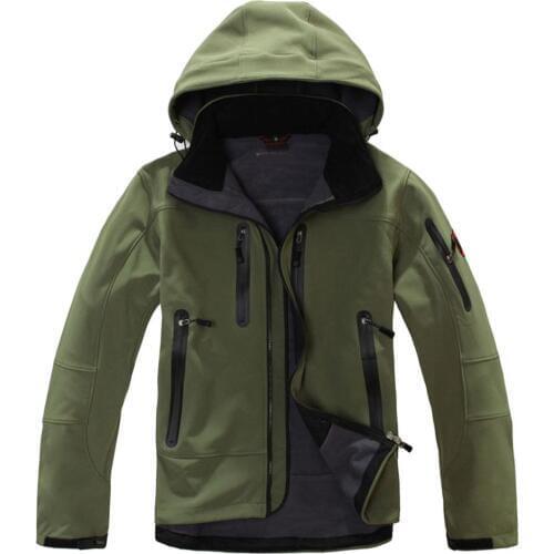 New Men Soft shell jacket Outdoor winter windproof Fleece warm hooded coat camping climbing hunting skiing Windbreaker outerwear