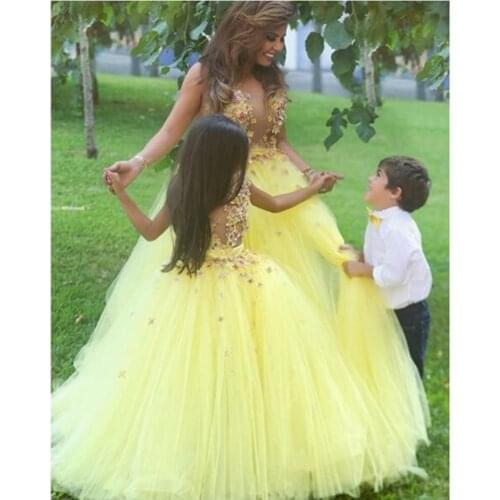 High Quality Customized Flower Girl Dress 3D Applique Yellow Puffy Tulle Kids First Communion Dress Girls Birthday Party Gown