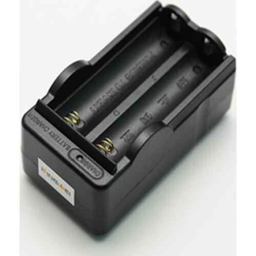 FREE SHIPPING! 4pcs 18650 Battery 4000mAh 3.7V Rechargeable Battery + 18650 Battery Charger