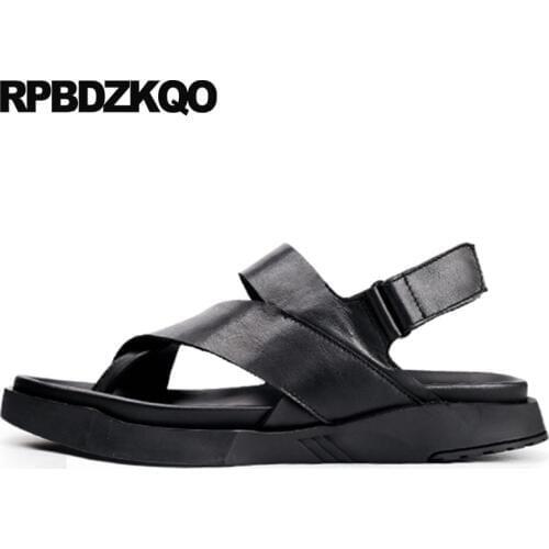 Summer strap black flat designer shoes men high quality beach leather fashion breathable sandals toe loop open outdoor casual