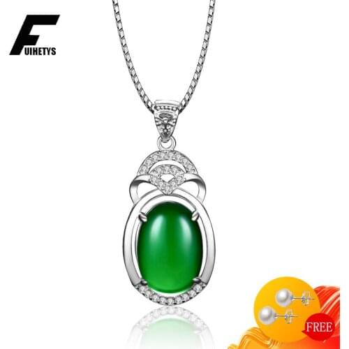 Vintage Women Necklace 925 Silver Jewelry Oval Shape Emerald Zircon Gemstone Pendant for Wedding Engagement Party Accessories