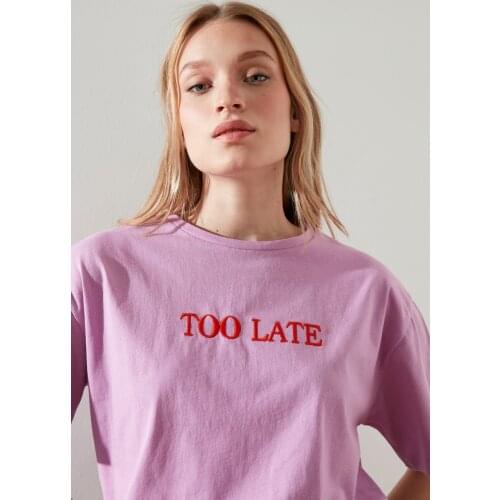 Trendyol Embroidery Detail Knitting Boyfriend T-Shirt TWOSS20TS0228