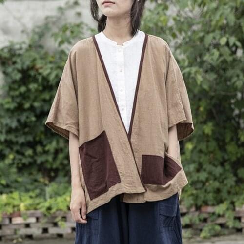 Johnature Women Vintage Shirts Patchwork Pockets Cardigan Cotton Linen Tops 2021 Summer New Short Sleeve Chinese Style Shirts
