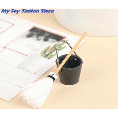 1 Set 1:12 Dollhouse Miniature Resin Kitchen Garden Mop Bucket Classic Pretend Play Furniture Creative Gifts Presents Cute Toys
