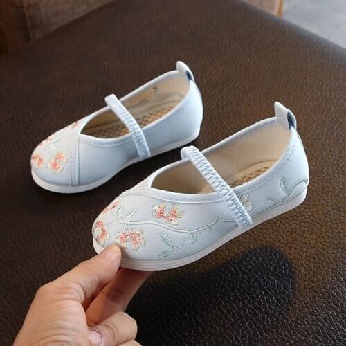 Retro National Style Thousand Layers Soft Childrens Kids Elastic Band Moccasin Loafers Spring Summer Girls Embroidered Shoes