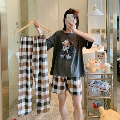 Cartoon Mickey pajamas womens summer short-sleeved trousers shorts cute printing round neck three-piece home service suit