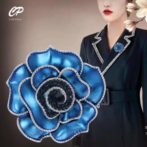 CUE PDLA White Brooches For Clothes