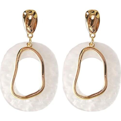 2021 Trend Jewelry Earrings White Acrylic Round with Gold Alloy For Female Vintage Dangle Drop Earrings Fashion Jewelry gift