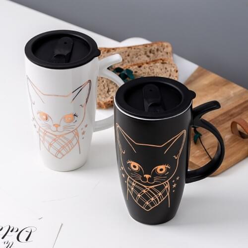 640ml Cartoon Large-capacity Black and White Cat Ceramic Cup with Plastic Sealing Lid,Ceramic Mug,Cat Tail Handle,Breakfast Cup