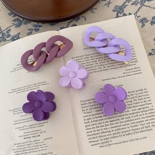 Girls Purple Small Flower Hair Claws Twist Chain Hairpin Barrettes Hair Clamps Claw Clip Crab for Hair Accessories for Hair