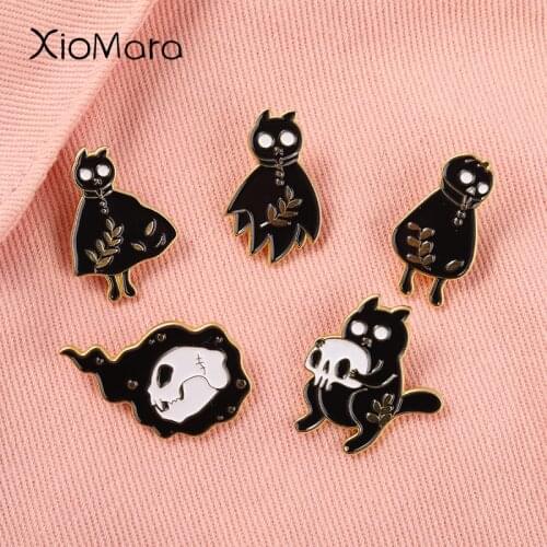 Ghost Cat Enamel Pin Black Robes Skull Skeleton Demon Metal Brooches Halloween Badges Girl Boys Gifts Accessories