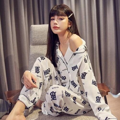 Spring / Summer 2021 New Satin Pajamas Suit Long-Sleeved Trousers Female Sexy Simple Style Silk Sleepwear Womens Home Service
