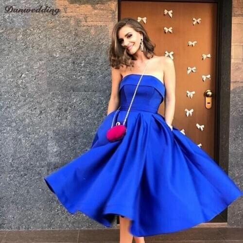 Modern Simple Strapless Neck Homecoming dresses Knee-Length Short Graduation dress Beautiful Girl Party Gowns New Models