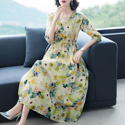 Literary retro travel V-neck dress middle sleeves drawstring high waist was thin printed cotton and linen dress autumn