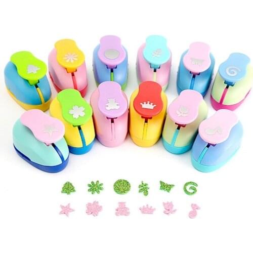 1pieces 1.5cm Childrens Snowflake Embossing Device Handmade DIY Printing Punch Paper Cutter Drawing Drilling Device