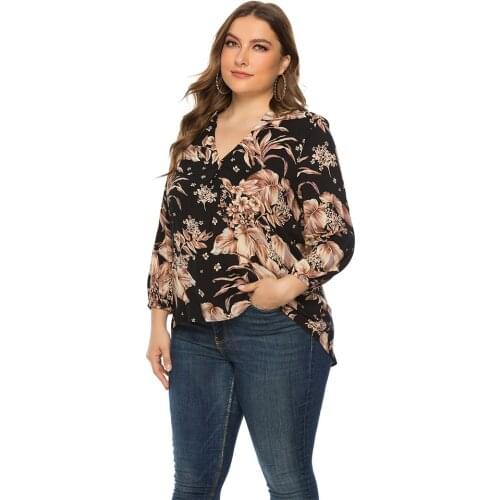 Womens 2021 New Long Sleeve V-neck Floral Print Pullover Top Casual Basic T-shirt Plus Size Retro Fashion Ladies Top 5XL