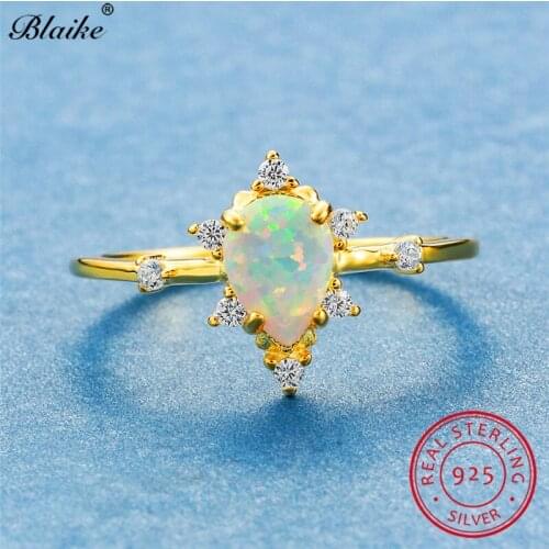 Pear Cut White Fire Opal Rings For Women Weddings Bands 925 Sterling Silver Yellow Gold Water Drop Stone Thin Ring Band Jewelry