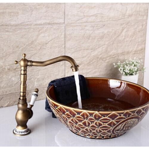 Wholesale Retro Antique Brass Finished faucet Mixer Taps Deck Mounted Luxury Appearance with porcelain torneira banheiro AF1072