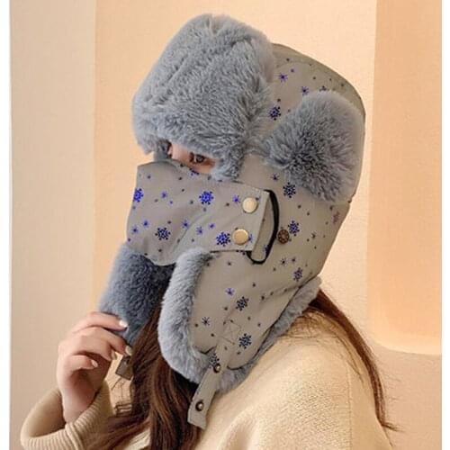 Available New Arrival Fashion Sweet Print Outdoor Cute Women Hat Winter Warm Cute Comfortable Fresh Vintage Bomber Hat