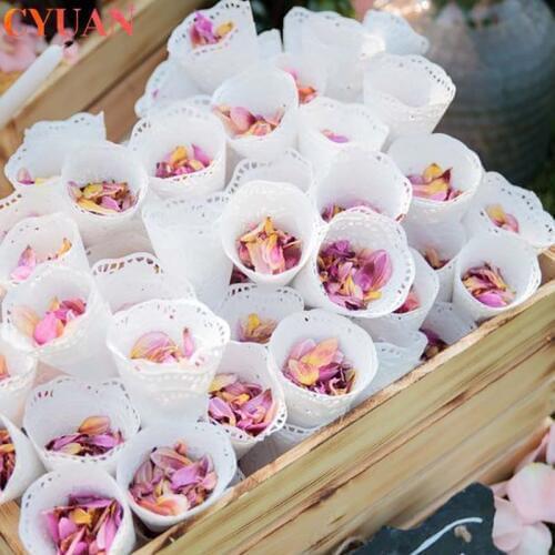 200pcs White Round Lace Paper Vintage Wedding Decoration Placemats Scrapbooking DIY Crafts Paper Candy Cone Gift Wrapper