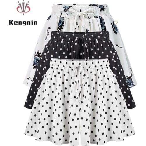 Oversized Womens Shorts 2021 Summer European Style Loose Cycling Shorts Chiffon Wide Leg Pantsalone Dot Print Shorts KE1432