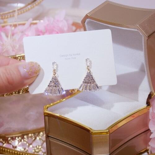 Earrings For Women Fan-Shaped Flash Diamond Zircon Exquisite Earring Temperament Female 14k Red Gold Niche New Arrival For Girls