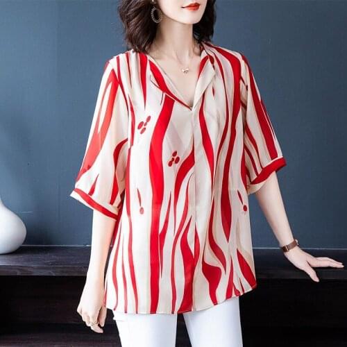 Spring Summer Style Women Fashionable Blouses Shirts V-Neck Print Stripe Fashion Tops Blusas Large Size MM0144