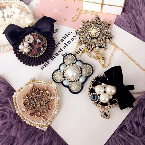 Women Brooches Pins Badge Coat Big Metal Vintage Retro Star Bee Lace Pearl Handmade Wholesale Series Accessories-SW