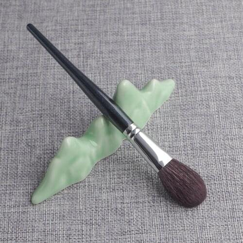 A12 Professional Handmade Make Up Brush Flat Round Blush Blusher Brush Soft Saikoho Goat Hair Makeup Brushes