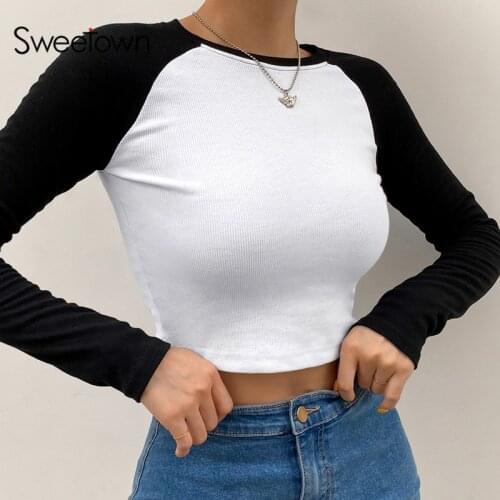 Sweetown 2020 Autumn Contrast Color Basic Crop Top Shirt Long Sleeve Streetwear Women Casual Slim Cute Kawaii T-Shirt Harajuku