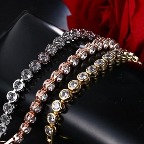 2020 NoEnName_Null Brand New Chain Link Bracelet Flower Pattern Fashion Gold Color Bracelets For Women Accessories