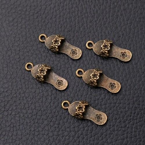 12pcs/lot Ancient Bronze slippers Charm Metal Pendants DIY Necklaces Bracelets Jewelry Handicraft Accessories 24*10mm P186