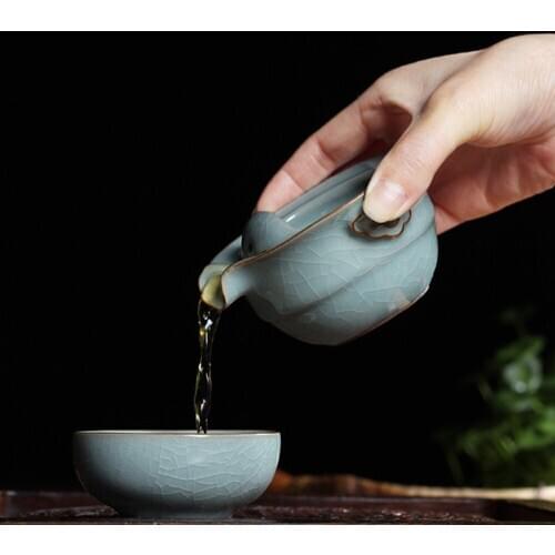 Tea Set with Strainer Teapot and Teacups Set for Travel Porcelain Coffee Drinkware Chinese Kung Fu Tea Cups Ceramic Tableware