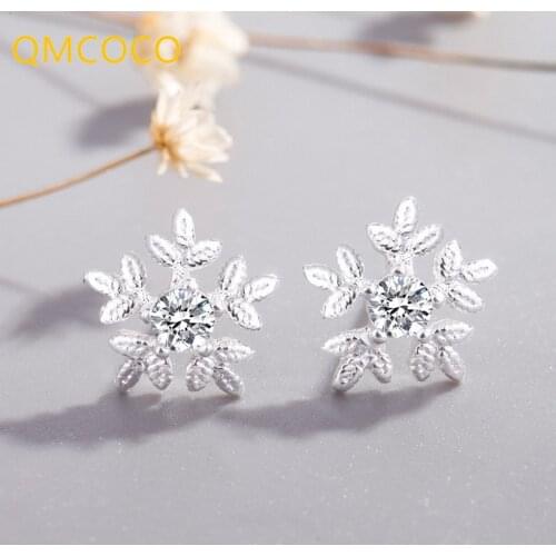 QMCOCO New Style Korean Fashion Small Snowflake Zircon Earrings Woman Birthday Party Snowflake Earrings Accessories