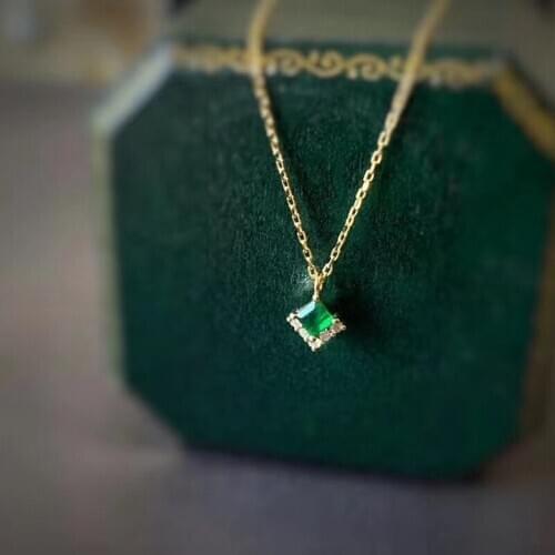 Silvology 925 Sterling Silver Square Emerald Necklace Western Palace Vintage Chic Pendant Necklace for Women Birthday Jewelry