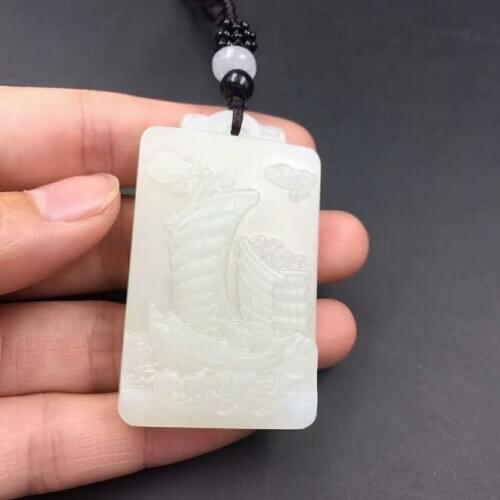 Natural and Tian Yu smooth sailing pendant, meaning auspicious, everything is smooth
