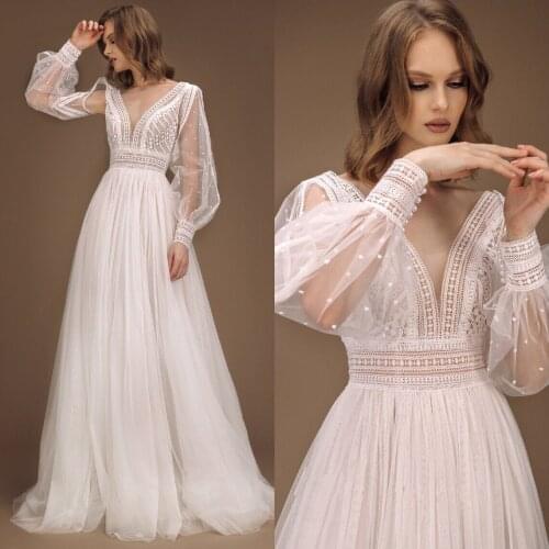 2021 Bohemian Wedding Dresses Bridal Gowns Lace Appliqued Sheer V Neck Long Sleeve Country Garden vestido de novia